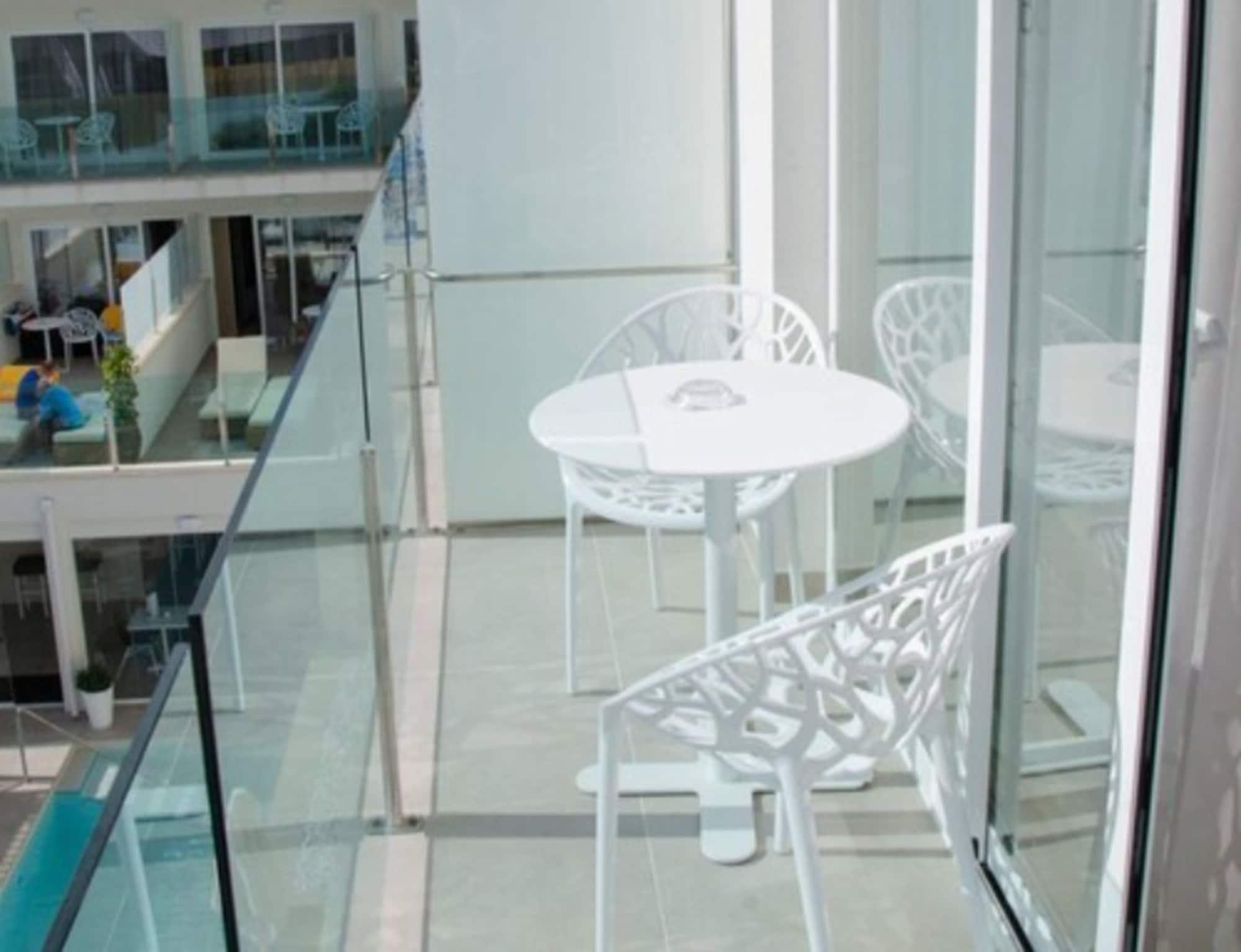 Bq Paguera Boutique Hotel - Adults Only Екстер'єр фото